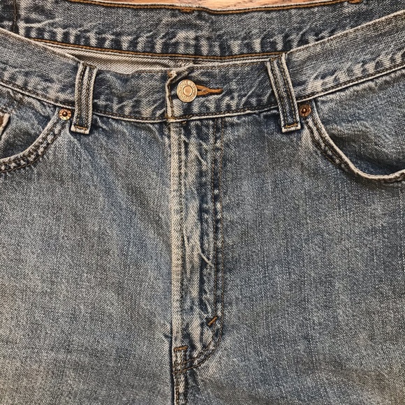 Levi’s 550 relaxed fit denim shorts - Picture 3 of 10